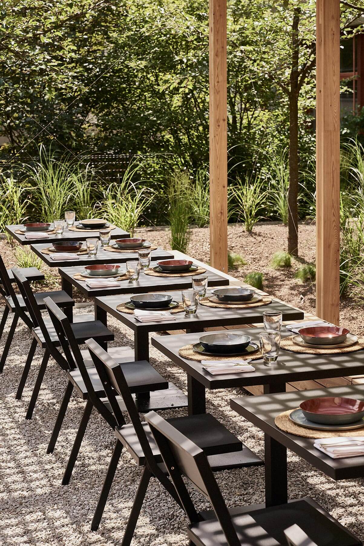 Set tables in the garden 