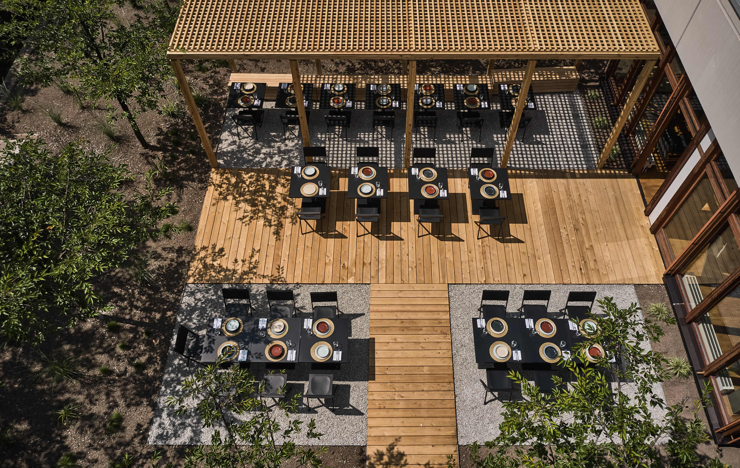 Bold Campus Atrium Terrace Totale