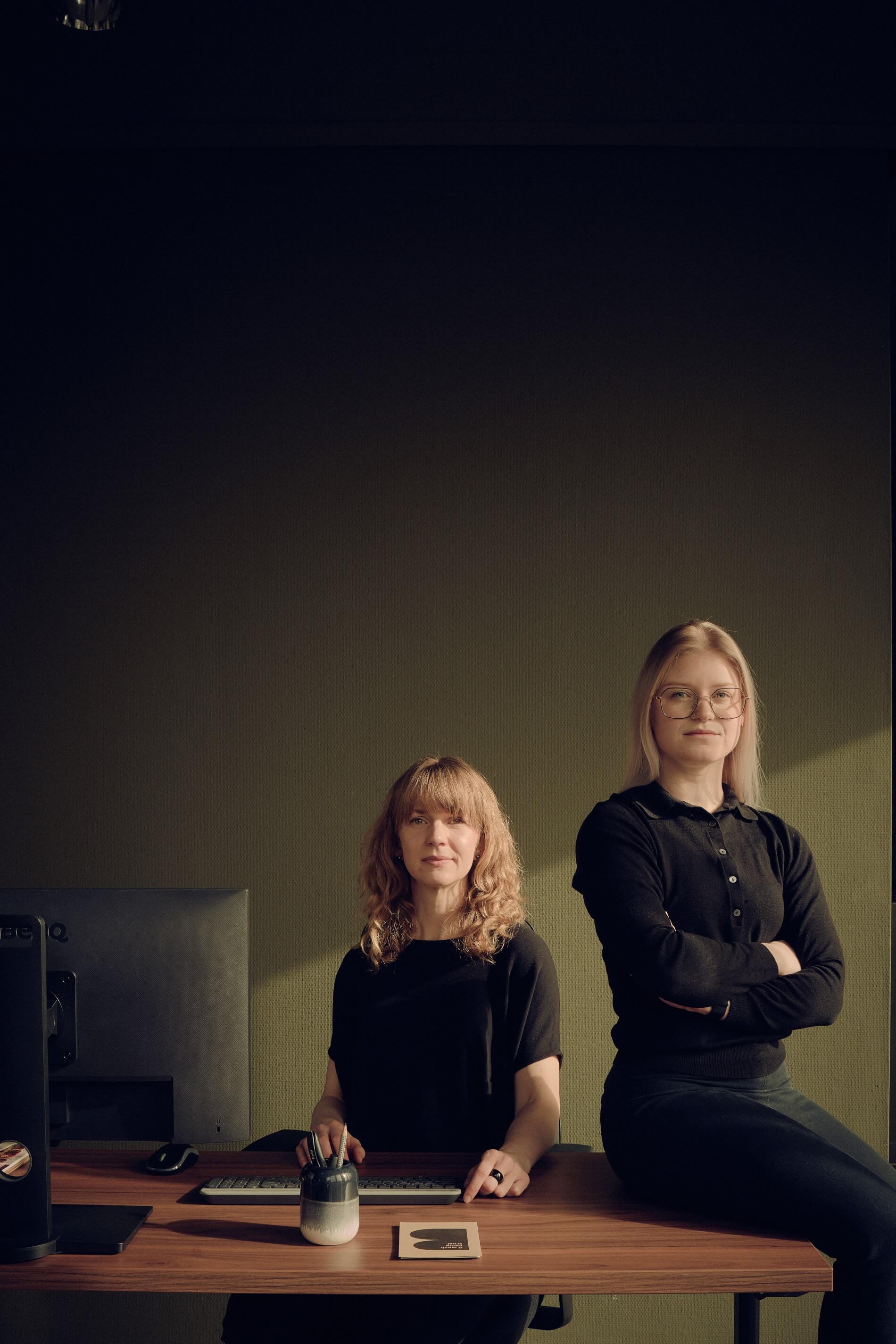 Bold Campus Two Office Ladies