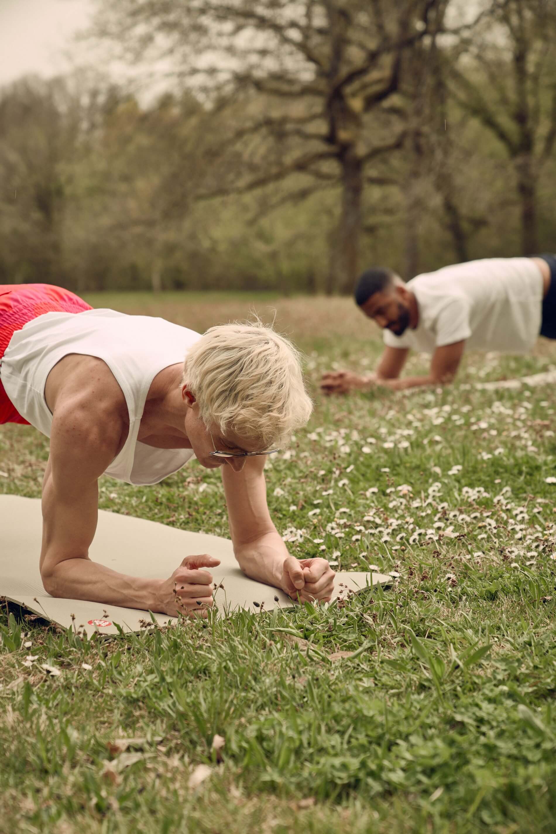 Bold Campus Workout Plank